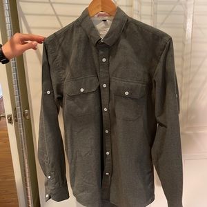 Apolis men’s gray button down shirt size M